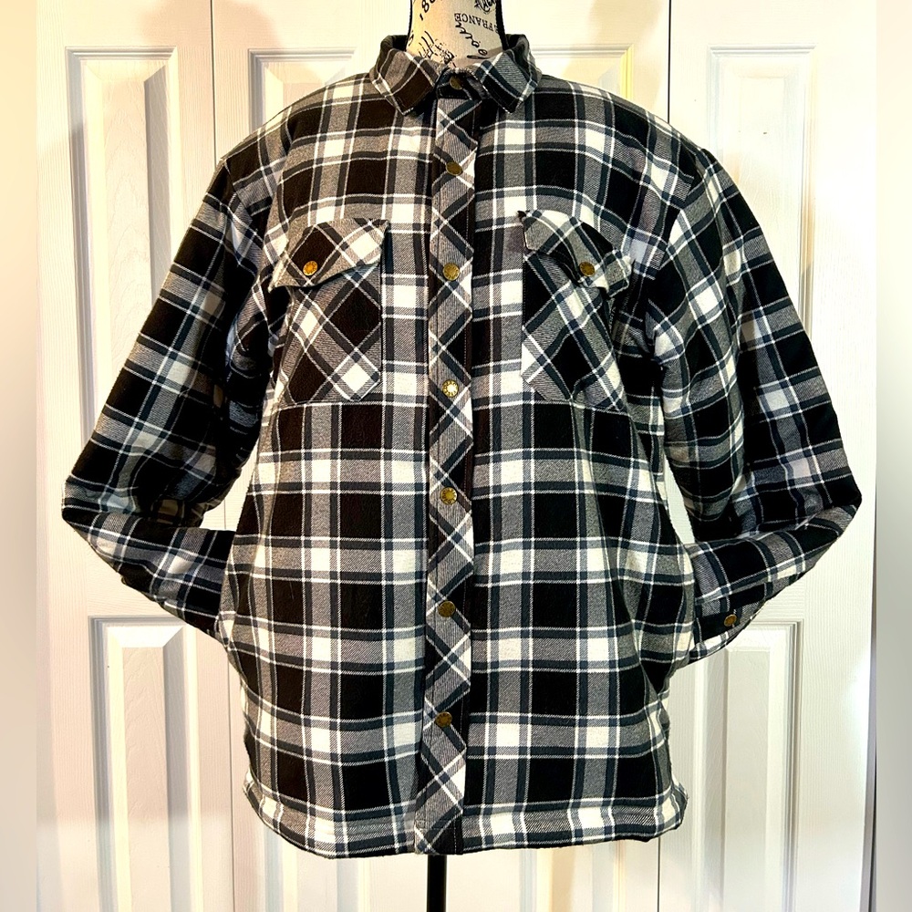 NWOT Jackfield Quilted Flannel Shirt Jacket with rustproof snaps